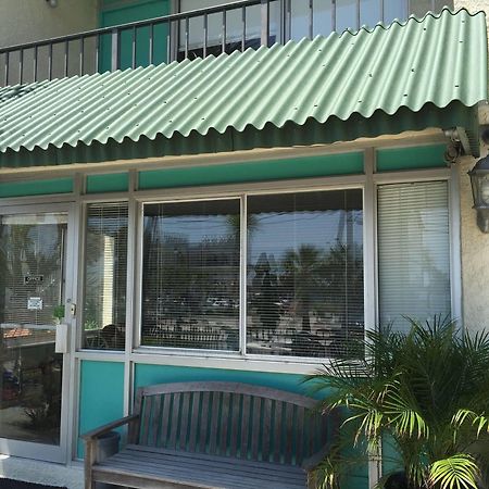 מירטל ביץ' Darlington Inn מראה חיצוני תמונה